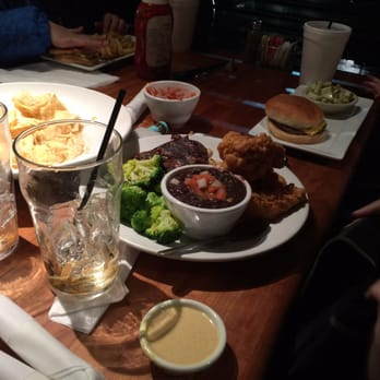 Cheddar's Scratch Kitchen - There was an order of Red Beans and Rice that was misplaced as Black beans. But, we kept it to see if it was to our liking... - American Near Me - Cordova, Tennessee