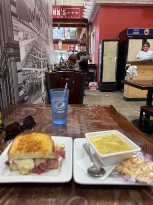 Frank's Deli & Grill by null