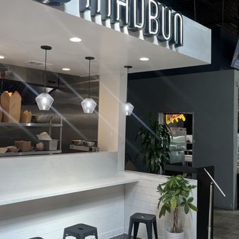 Madbun - Inside - Asian Fusion Near Me - Rancho Cucamonga, California Madbun - Inside - Asian Fusion Near Me - Rancho Cucamonga, California