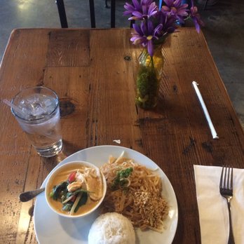 2C Thai Bistro & Spirits - Lovely Decoration. - Thai Near Me - Seattle, Washington 2C Thai Bistro & Spirits - Lovely Decoration. - Thai Near Me - Seattle, Washington