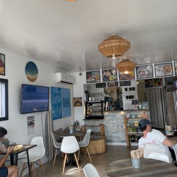 Ocean Cafe - Inside - Acai Bowls Near Me - San Diego, California