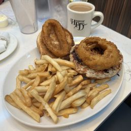 Onion rings were great, fries hot and tasty, the best turkey burger around, and a strong, bold decaf coffee. Onion rings were great, fries hot and tasty, the best turkey burger around, and a strong, bold decaf coffee.
