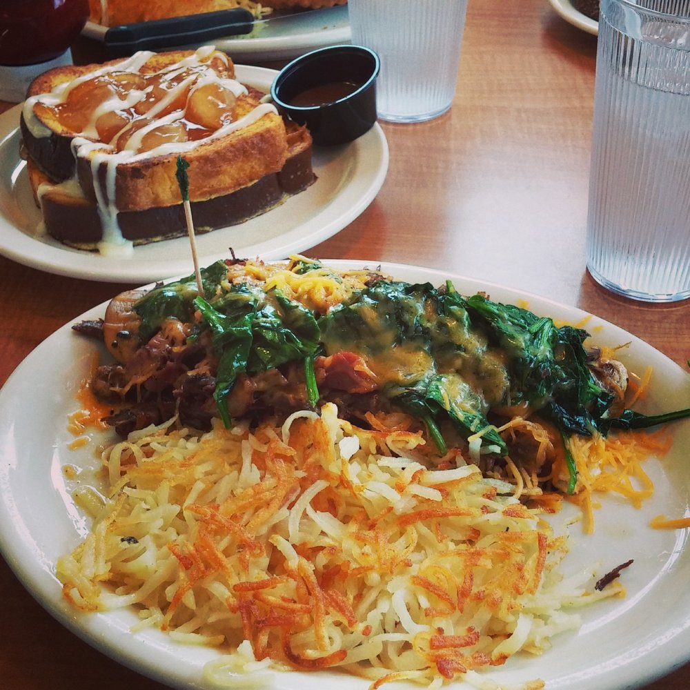 Loaded Cafe - Long Beach - Meat Lovers Omelette (egg whites only, add spinach and mushrooms) Caramel Apple French toast with icing instead of caramel - American Near Me - Long Beach, California
