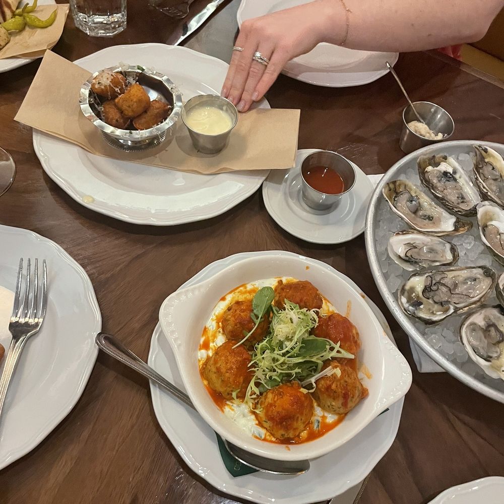 Goodwin’s - Oysters, meatballs - Cocktail Bars Near Me - Dallas, Texas Goodwin’s - Oysters, meatballs - Cocktail Bars Near Me - Dallas, Texas
