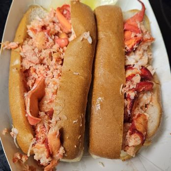 Angie’s Lobster - Warm lobster rolls - Sandwiches Near Me - Tucson, Arizona Angie’s Lobster - Warm lobster rolls - Sandwiches Near Me - Tucson, Arizona