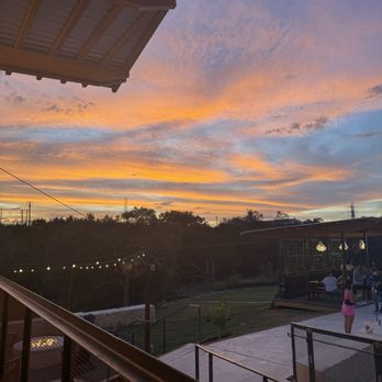 Elsewhere Too - Beer Gardens Near Me - San Antonio, Texas