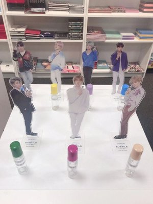 Violet Kpop 2000 Willowbrook Mall Houston Tx Gift Shops Mapquest