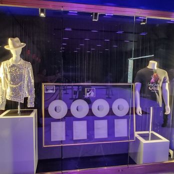 Michael Jackson ONE by Cirque du Soleil - Performing Arts Near Me - Las Vegas, Nevada