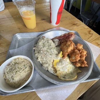 Se7enBites - Lil' bit of everything. - Coffee & Tea Near Me - Orlando, Florida Se7enBites - Lil' bit of everything. - Coffee & Tea Near Me - Orlando, Florida