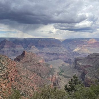 Bright Angel Trail - Rain view - Hiking Near Me