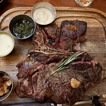 & Son Steakeasy - Porterhouse - Speakeasies Near Me - New York, New York