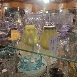 Sutter Creek Antiques - Uranium glass