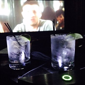 IPIC Pasadena - A Theater that sells alcohol is the theater for me. - Cinema Near Me - Pasadena, California