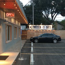 Zeke's Liquor