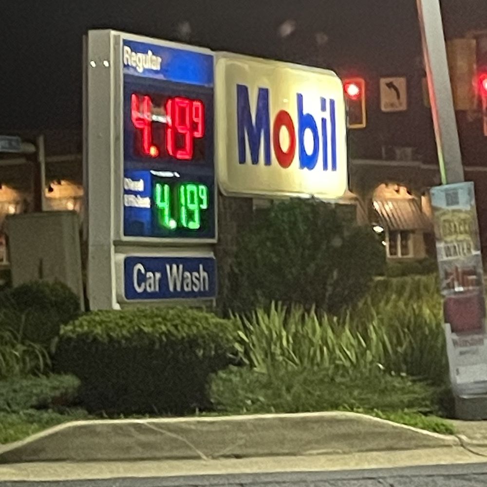 Mobil - a gas station sign and a car wash sign - Convenience Stores Near Me - Woodbridge, Virginia Mobil - a gas station sign and a car wash sign - Convenience Stores Near Me - Woodbridge, Virginia