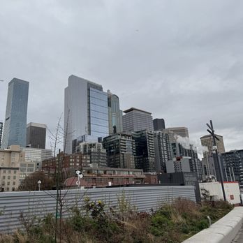 Overlook Walk - Skyline - Parks Near Me - Seattle, Washington