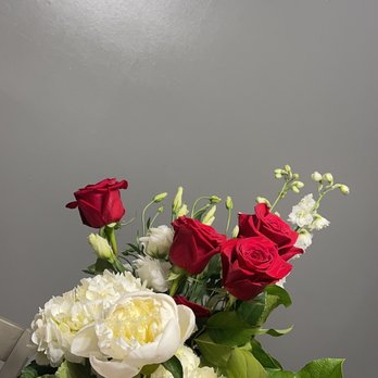 Conner Park Florist - Florists Near Me - St. Clair Shores, Michigan