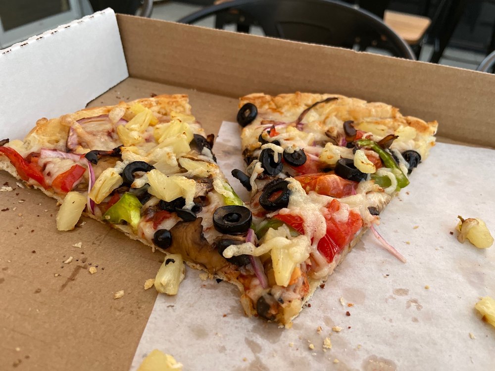 OSOYOOS PIZZA FACTORY Updated August 2024 13 Photos & 32 Reviews