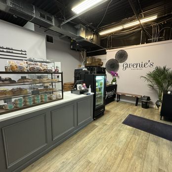 Gwenie's Pastries - Desserts Near Me - Rockville, Maryland Gwenie's Pastries - Desserts Near Me - Rockville, Maryland