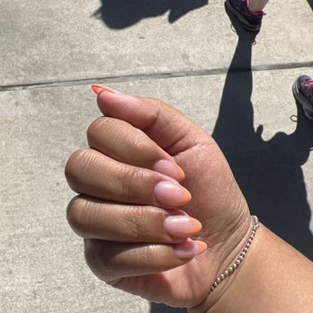 Highland Nails & Spa - Full set - Nail Salons Near Me - Austin, Texas Highland Nails & Spa - Full set - Nail Salons Near Me - Austin, Texas