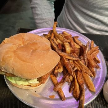 Modern Love - Hot Honee - Vegan Near Me - Omaha, Nebraska