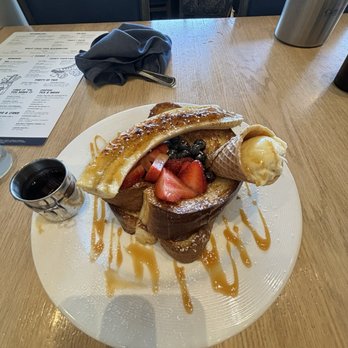Hash Kitchen - Banana Split Brioche French Toast - Breakfast & Brunch Near Me - Chandler, Arizona