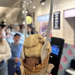 Affogato + Dark chocolate fudge brownie Affogato + Dark chocolate fudge brownie