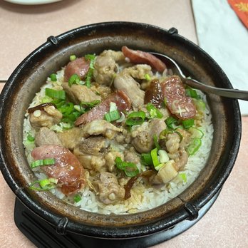 Clay Pot Cafe - Spare Ribs & Sausage Clay Pot Rice - Cantonese Near Me - Boston, Massachusetts