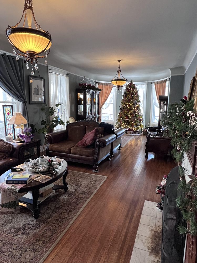 THE CHERRY TREE INN BED AND BREAKFAST 56 Photos & 10 Reviews 344