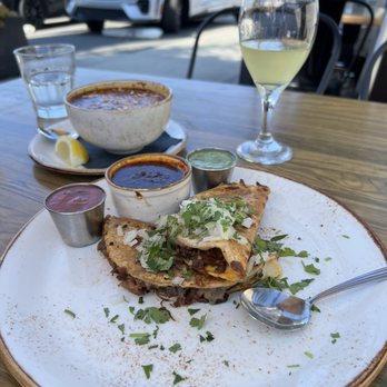 Le Papagayo - Birria tacos, consome, and pasole - Breakfast & Brunch Near Me - Encinitas, California Le Papagayo - Birria tacos, consome, and pasole - Breakfast & Brunch Near Me - Encinitas, California