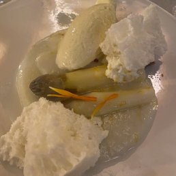 White asparagus with salty ice cream