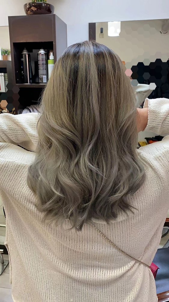 Happy Sisters Beauty Salon