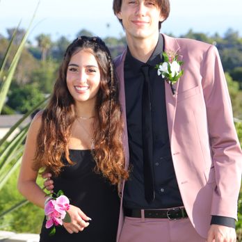 Artistic Florals - Florists Near Me - San Diego, California