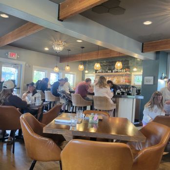 The Windmill Bistro - Bar and dining area comfortable, warm, and homey. - Breakfast & Brunch Near Me - Sumner, Washington The Windmill Bistro - Bar and dining area comfortable, warm, and homey. - Breakfast & Brunch Near Me - Sumner, Washington