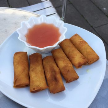 Asia Wok - Order of egg rolls - Pan Asian Near Me - Fürth, BY