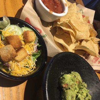 Chili's - Side Salad & Guacamole & Chips - Tex-Mex Near Me - Johns Creek, Georgia