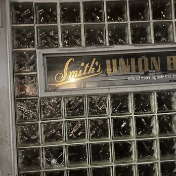 Smith's Union Bar - Closed - Dive Bars Near Me - Honolulu, Hawaii Smith's Union Bar - Closed - Dive Bars Near Me - Honolulu, Hawaii