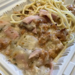 Chicken and Ham on Spaghetti: ask for the tomato sauce unless you like sour-tasting cream sauce!
