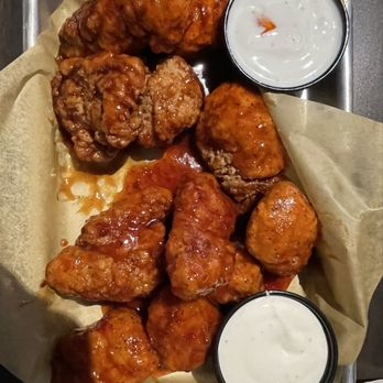 Buffalo Wild Wings - Boneless Wings with side of ranch - Sports Bars Near Me - Bixby, Oklahoma