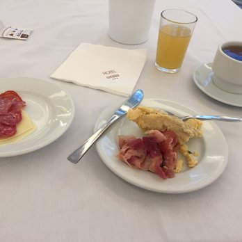 Gaudi Hotel Barcelona - Breakfast items - Barcelona, B Gaudi Hotel Barcelona - Breakfast items - Barcelona, B