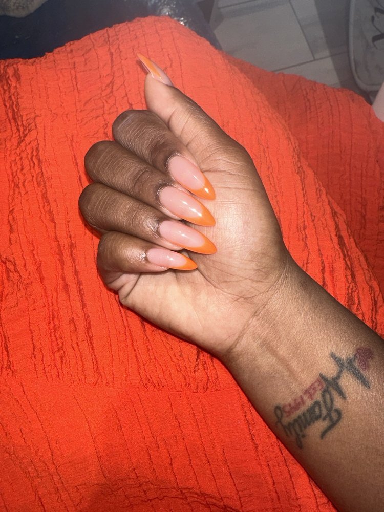 Ritzy Nail Spa Image
