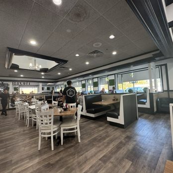 Tasty Biscuit - I can forgive non-hot food during a Rush. But this?! - Breakfast & Brunch Near Me - Naperville, Illinois Tasty Biscuit - I can forgive non-hot food during a Rush. But this?! - Breakfast & Brunch Near Me - Naperville, Illinois