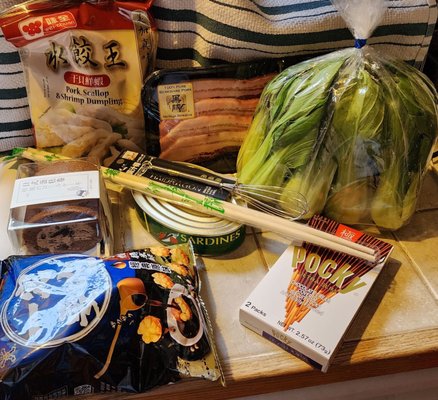 Asian Family Market by null
