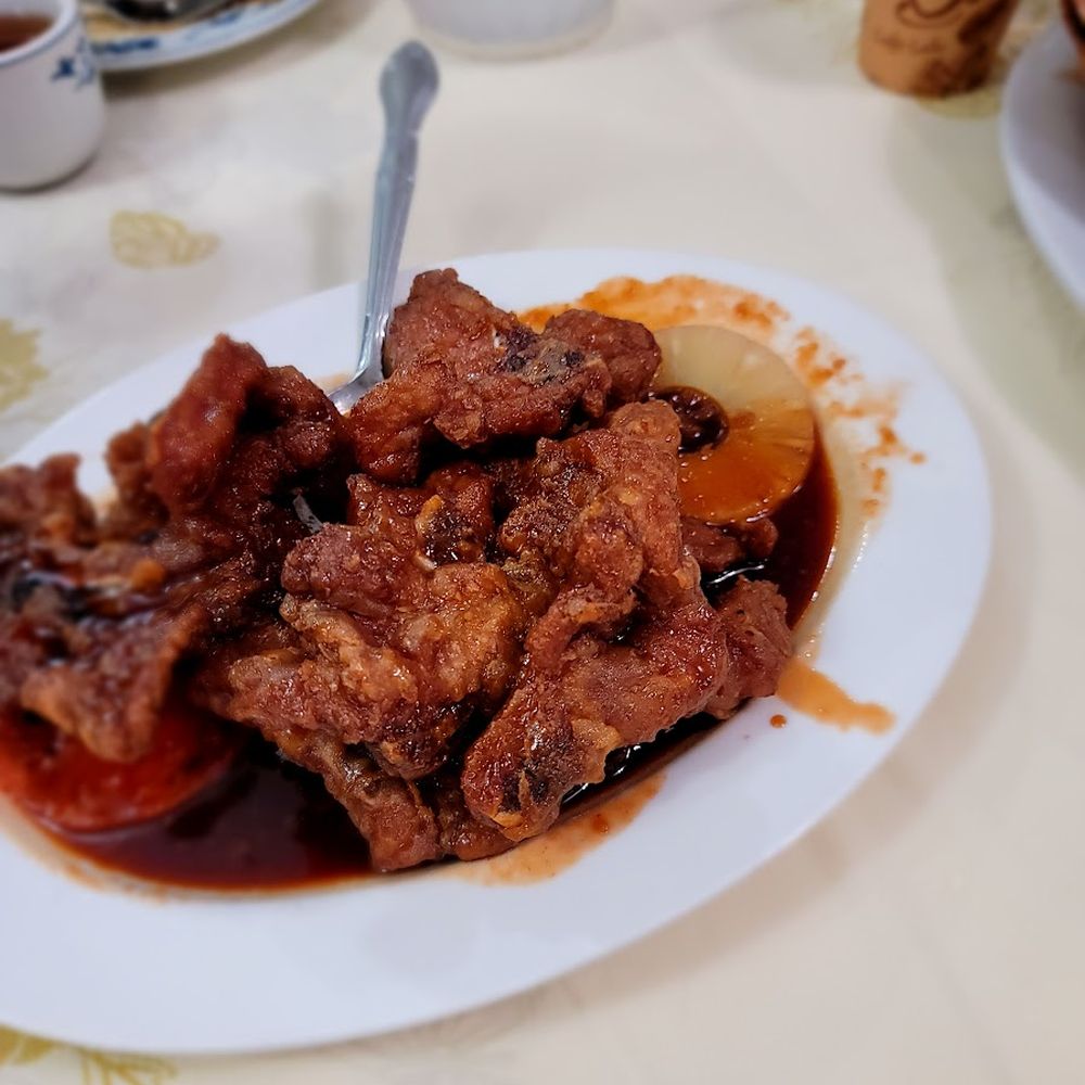 Queens Seafood Restaurant - Peking Pork Chops/京都排骨. Pretty good. Would prefer more meat but the sauce wasn't overly sweet. - Seafood Near Me - Elmhurst, New York Queens Seafood Restaurant - Peking Pork Chops/京都排骨. Pretty good. Would prefer more meat but the sauce wasn't overly sweet. - Seafood Near Me - Elmhurst, New York