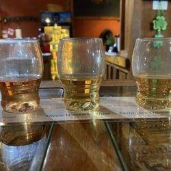 A Gust of Sun Winery & Vineyard - Semi dry white flight