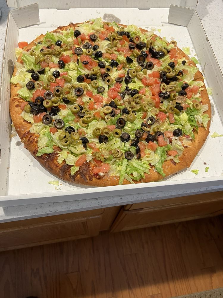 Towne Square Pizza Logo