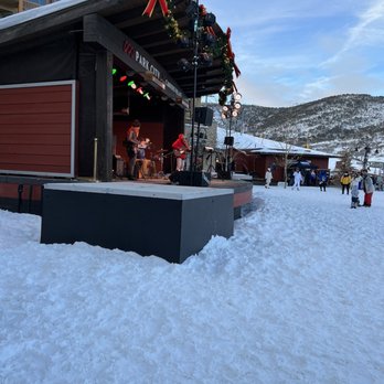 Hyatt Centric Park City - Entertainment at the shopping hub. - Ski Resorts Near Me - Park City, Utah