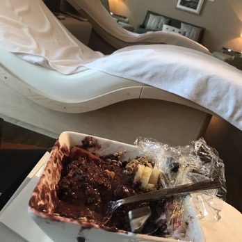The Spa at Talking Stick Resort - Indoor lounge area with a açaí bowl half gone - Massage Near Me - Scottsdale, Arizona The Spa at Talking Stick Resort - Indoor lounge area with a açaí bowl half gone - Massage Near Me - Scottsdale, Arizona