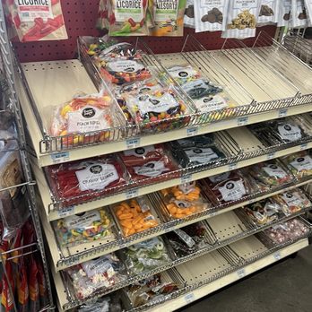 Tractor Supply - Candy at the front - Department Stores Near Me - Apache Junction, Arizona