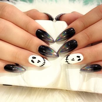 H2K Nail Spa - Halloween Nails by Hannah - Nail Salons Near Me - Mandeville, Louisiana